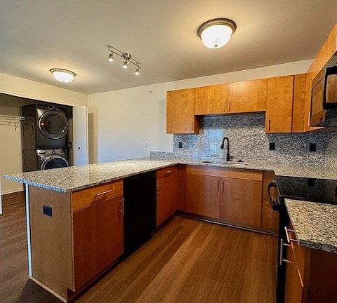 3rd image of 3921 Sylvan Lakes Blvd #711