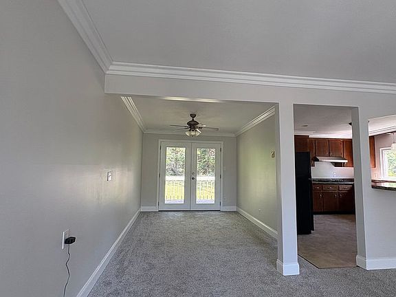 4th image of 4839 Hillsdale Cir