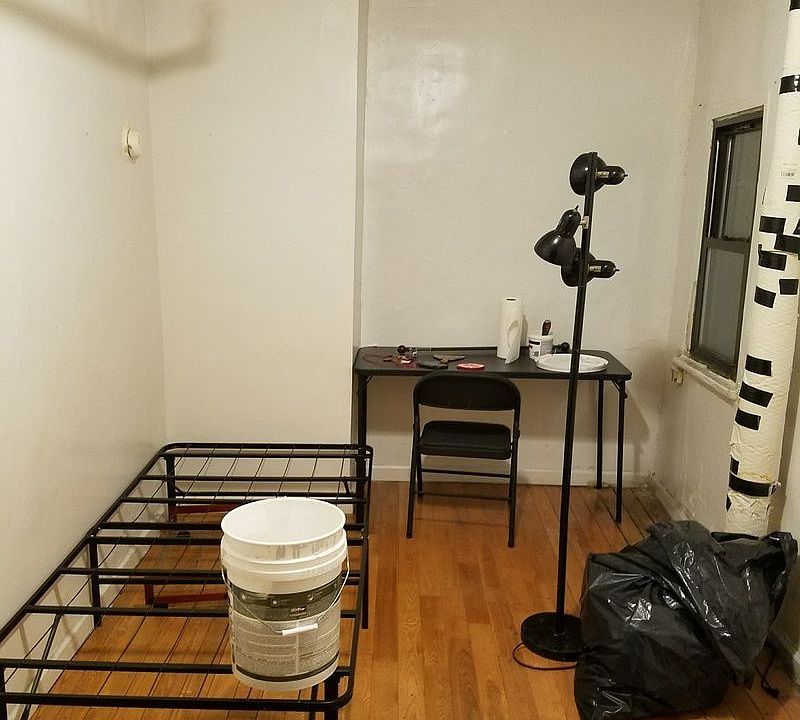 2nd image of 140 E 16th St APT 3A