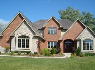 7219 Lenox Ct, Long Grove, IL 60060