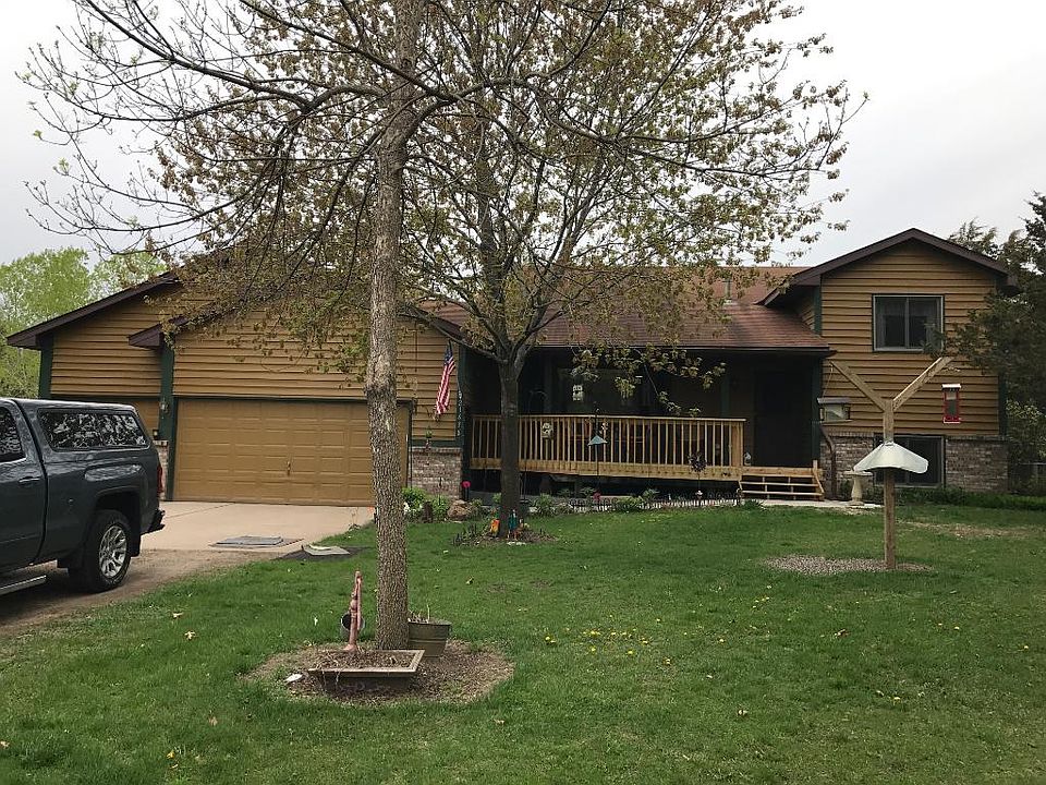 1st image of 21638 Luan Dr NE