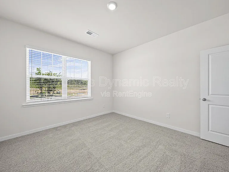 500 Blackpool Ct — Photo 14
