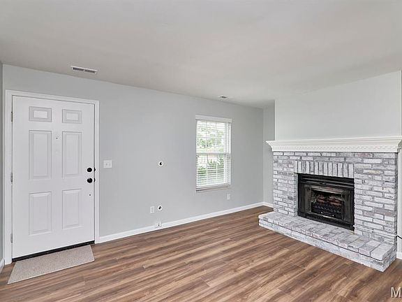 3rd image of 1761 Florine Blvd Unit A