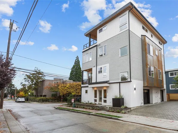 725 N 45th Street, Seattle, WA 98103