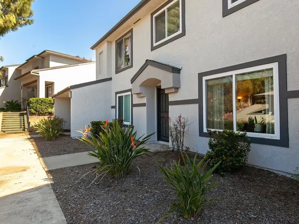 10612 Queen Jessica Ln, Santee, CA 92071