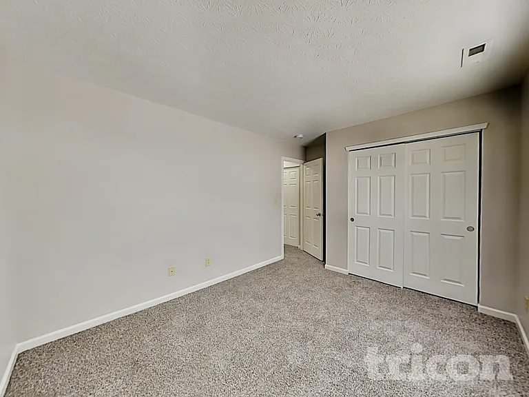 121 Hilltop Farms Blvd — Photo 9