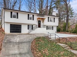 1212 Fenimore St, Winston Salem, NC 27103