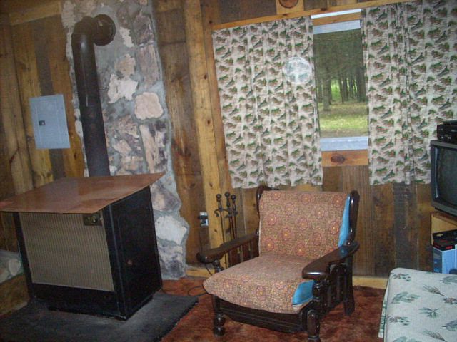2nd image of 4902 Blue Mountain Rd