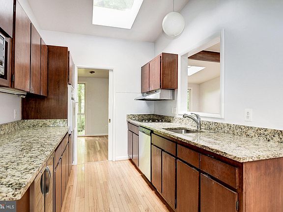 2nd image of 8307 Whitman Dr