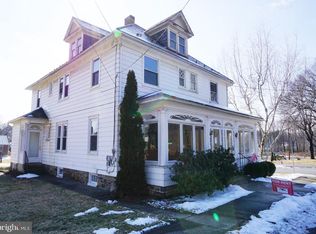 230 Kichline Ave, Hellertown, PA 18055