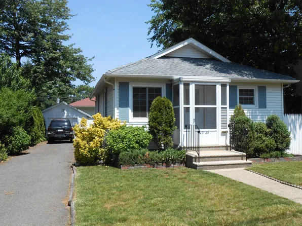 25-23 Kipp St #1X, Fair Lawn, NJ 07410