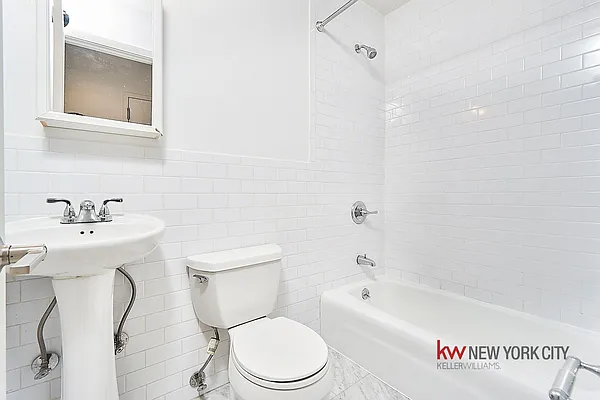 Rented by Keller Williams NYC | media 22