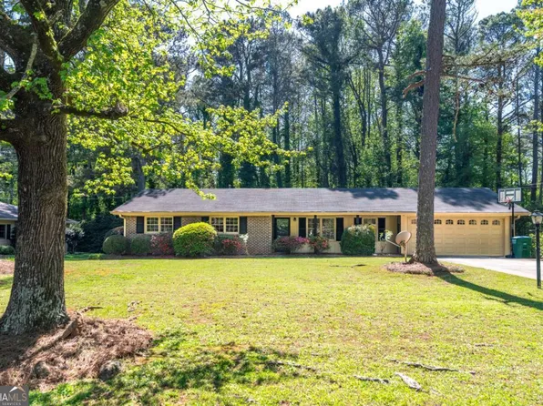 1407 Ridgewood Dr SW, Lilburn, GA 30047