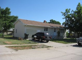 319 E 5th St, Ogallala, NE 69153