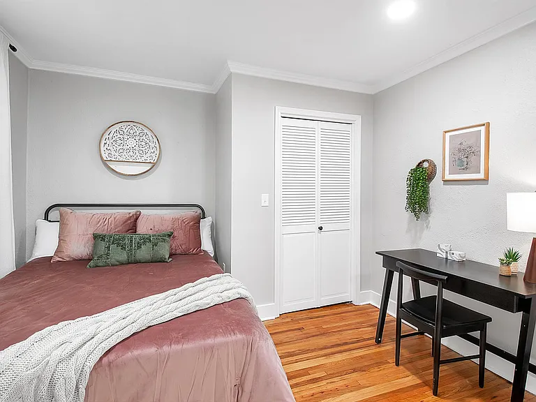 872 N Spaulding Ave #872 — Photo 17