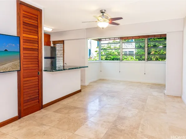 3061 Pualei Cir APT 206B, Honolulu, HI 96815