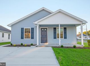 66 Meadow Wood Ln, Harrington, DE 19952