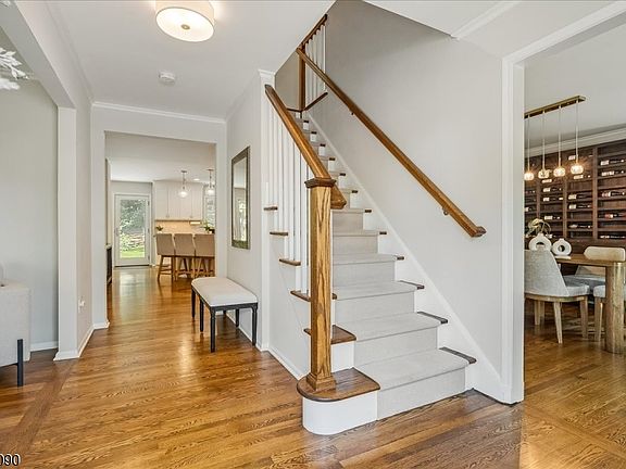 2nd image of 22 Ridge Dr W.