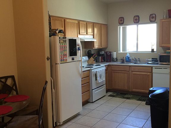 Ceramic tile floors in kitchen.