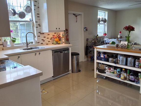 4th image of 1221 Bacom Point Road