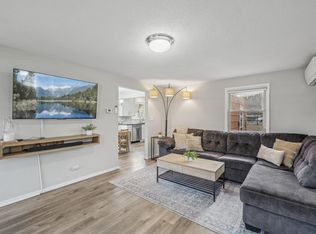 174 16th St, Newport, MN 55055