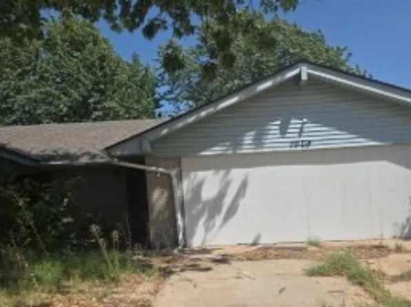 7908 Wilshire Hills Dr, Oklahoma City, OK 73132