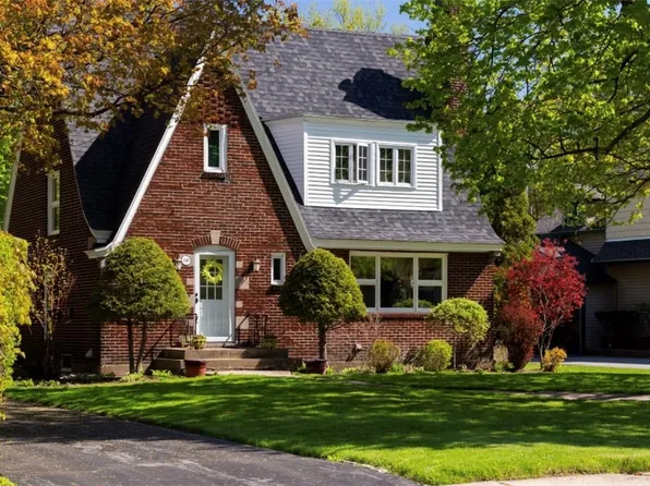 446 Flower Ave W, Watertown, NY 13601