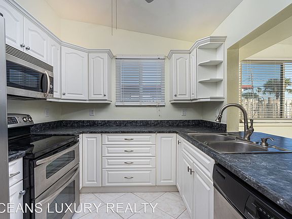 5th image of 103 Essex Dr