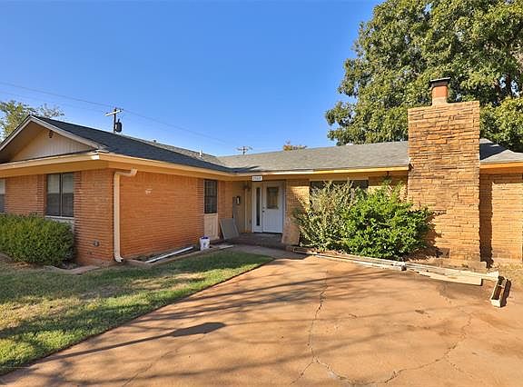 2nd image of 2602 Crescent Dr