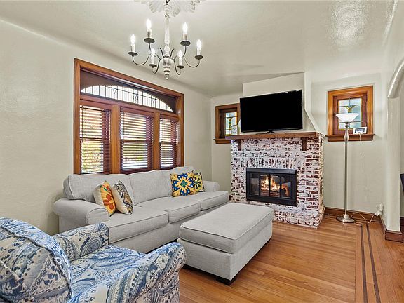 3rd image of 5528 Itaska St