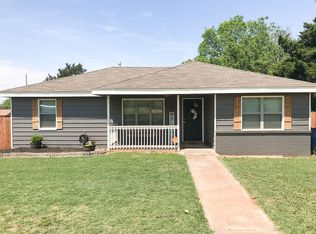 907 N Monroe Ave, Blanchard, OK 73010