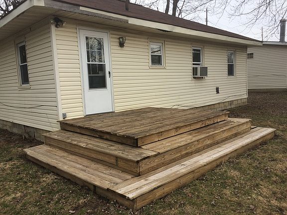 rear view with deck