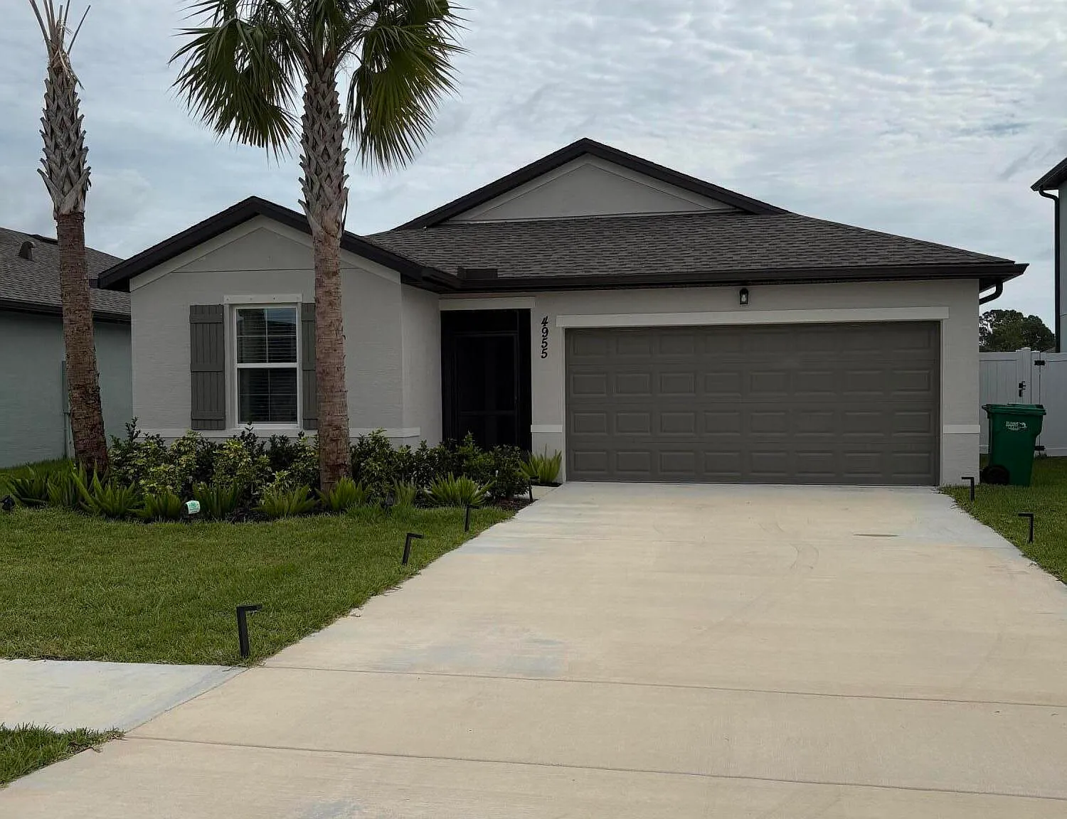 4 bed, 2.0 bath, 1623 sqft, $2,550 — Photo 2