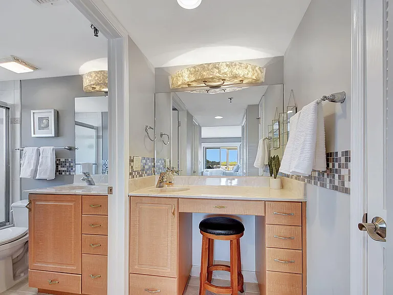 300 John F Kennedy Dr #Penthouse 8 — Photo 21