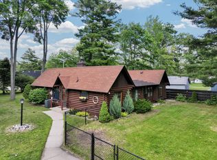 3657 E Houghton Lake Dr, Houghton Lake, MI 48629