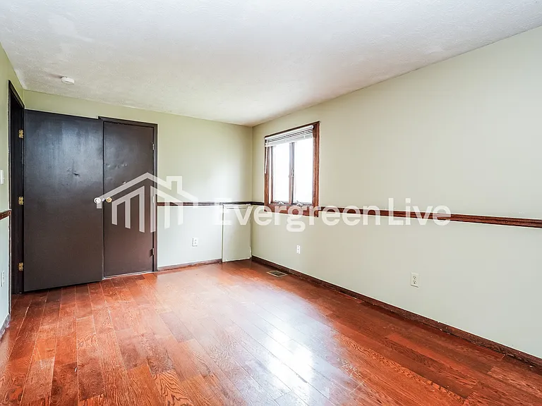 3994 Vermilion Ave — Photo 12