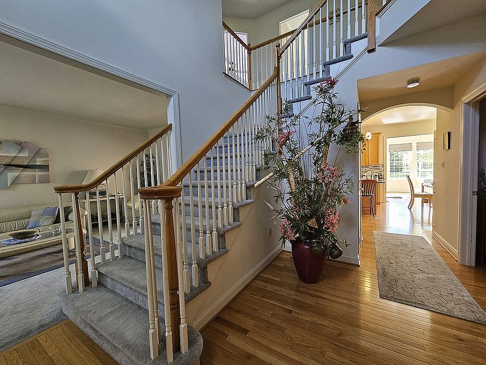 1st image of 2988 Horseshoe Dr