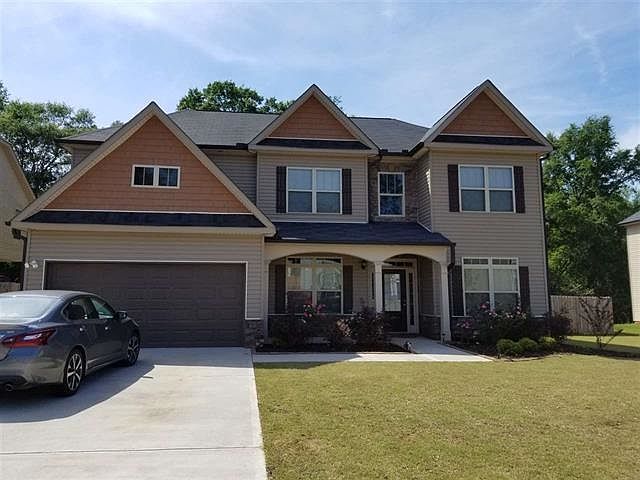 1st image of 135 Stoney Creek Dr