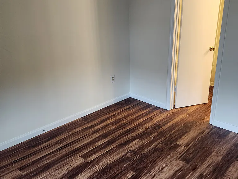 853 Saint Michaels Dr — Photo 33