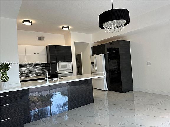 2nd image of 10929 NW 43rd Ln #10929