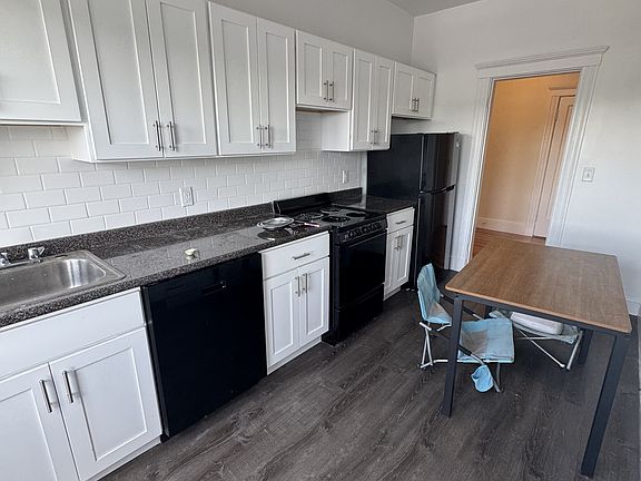 2nd image of 1820 Commonwealth Ave APT 23