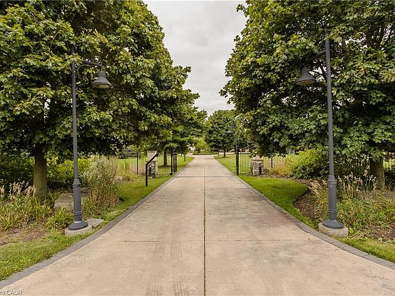 3rd image of 5200 Side Road 2