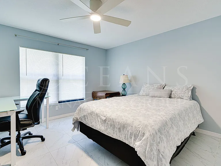 140 Pine St — Photo 15