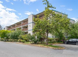 4724 Uplands Dr #310, Nanaimo, BC V9T4S8