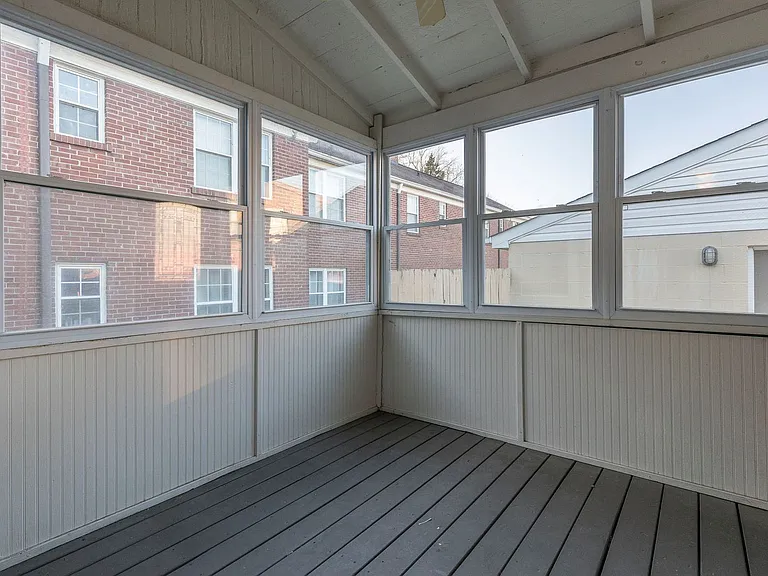 1619 Ellwood Ave — Photo 27