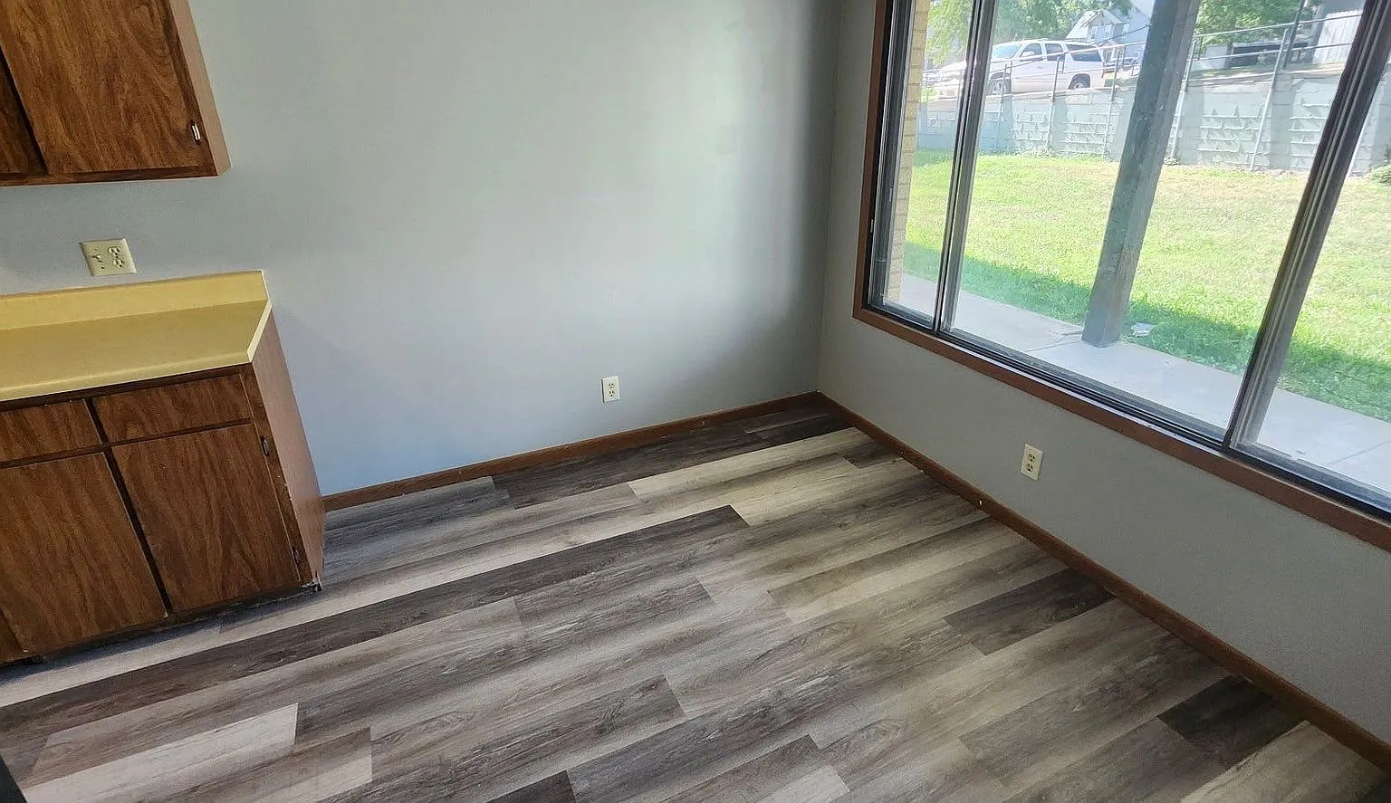 828 E (Fairbury,NE) — Photo 4