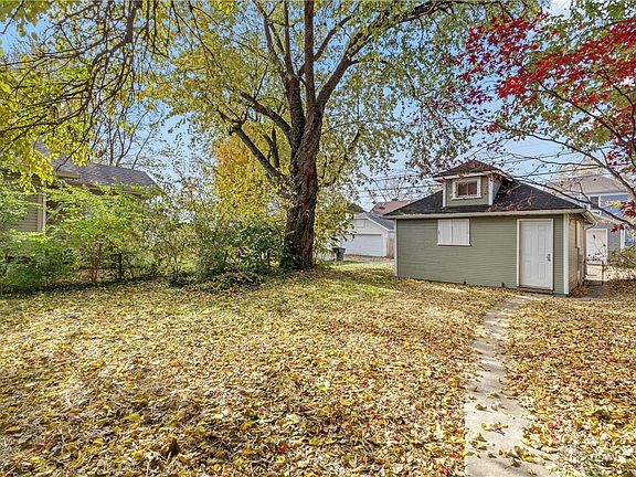 3rd image of 1405 Arbor Ave