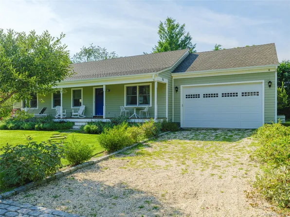 435 Sound Road, Greenport, NY 11944