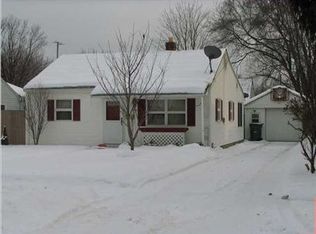 844 33rd St SW, Wyoming, MI 49509