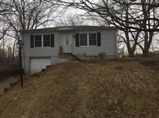 2209 Myrtle St, Bellevue, NE 68147